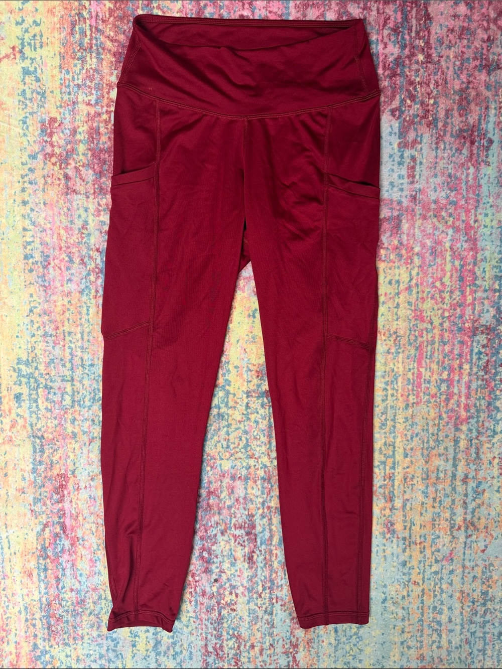 💜Fabletics Burgundy High-Rise Leggings with Side Pockets